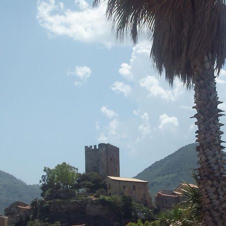 Al Fakhar Bed and Breakfast Ficarra Esterno foto